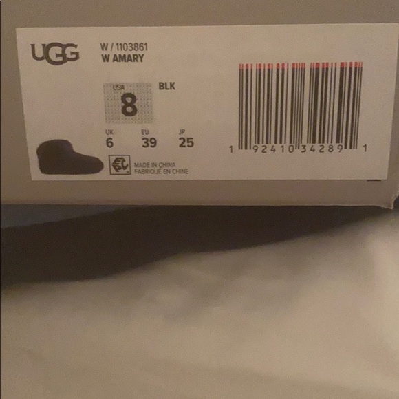 UGG Amary Faux Fur Slipper Bootie - Picture 9 of 9